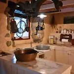 Hébergement de vacances Cozy House In Luena, 75 M² With Mountain View Cuena