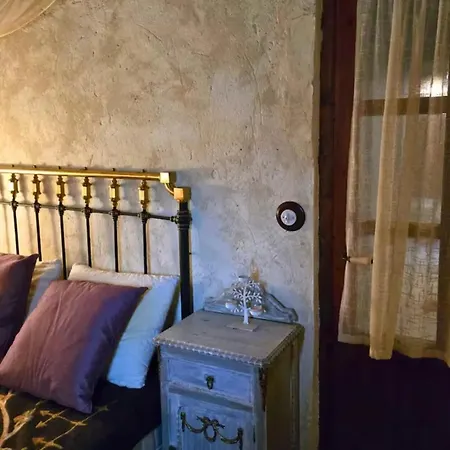 Cozy House In Luena, 75 M² With Mountain View Vakantiehuis Cuena