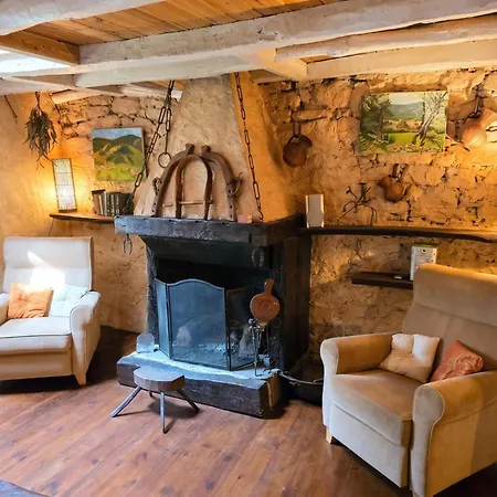 Cozy House In Luena, 75 M² With Mountain View