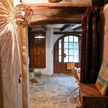 Cozy House In Luena, 75 M² With Mountain View * Cuena