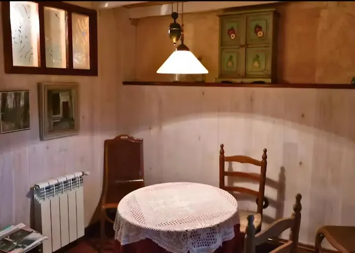 別荘 Cozy House In Luena, 75 M² With Mountain View