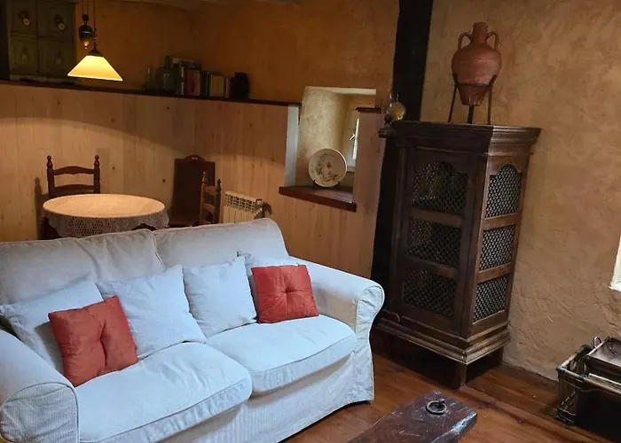 Cozy House In Luena, 75 M² With Mountain View * Cuena